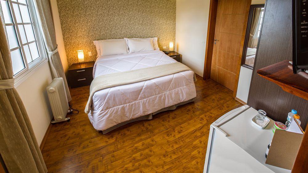 Pousada La Toscana Campos do Jordão Εξωτερικό φωτογραφία